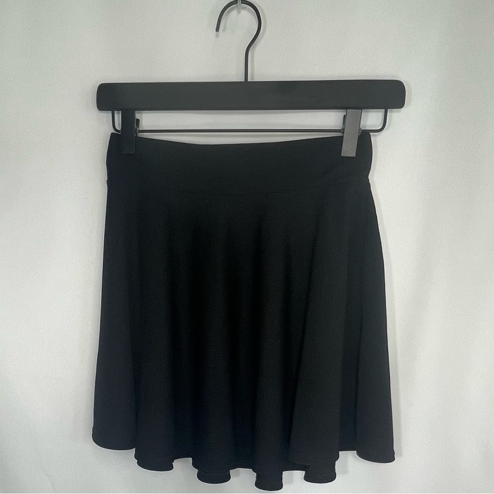 Urban Coco, Black Flared Skater Skirt size Small